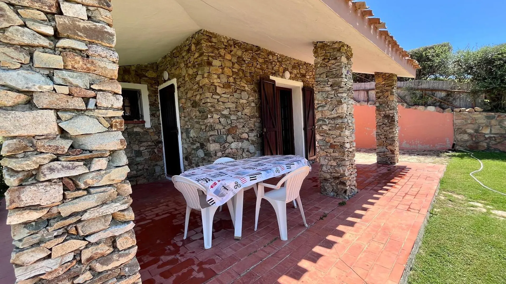 Holiday home Villetta Marino G By La Via Del Mare Viaggi E Vacanze Villasimius Italy