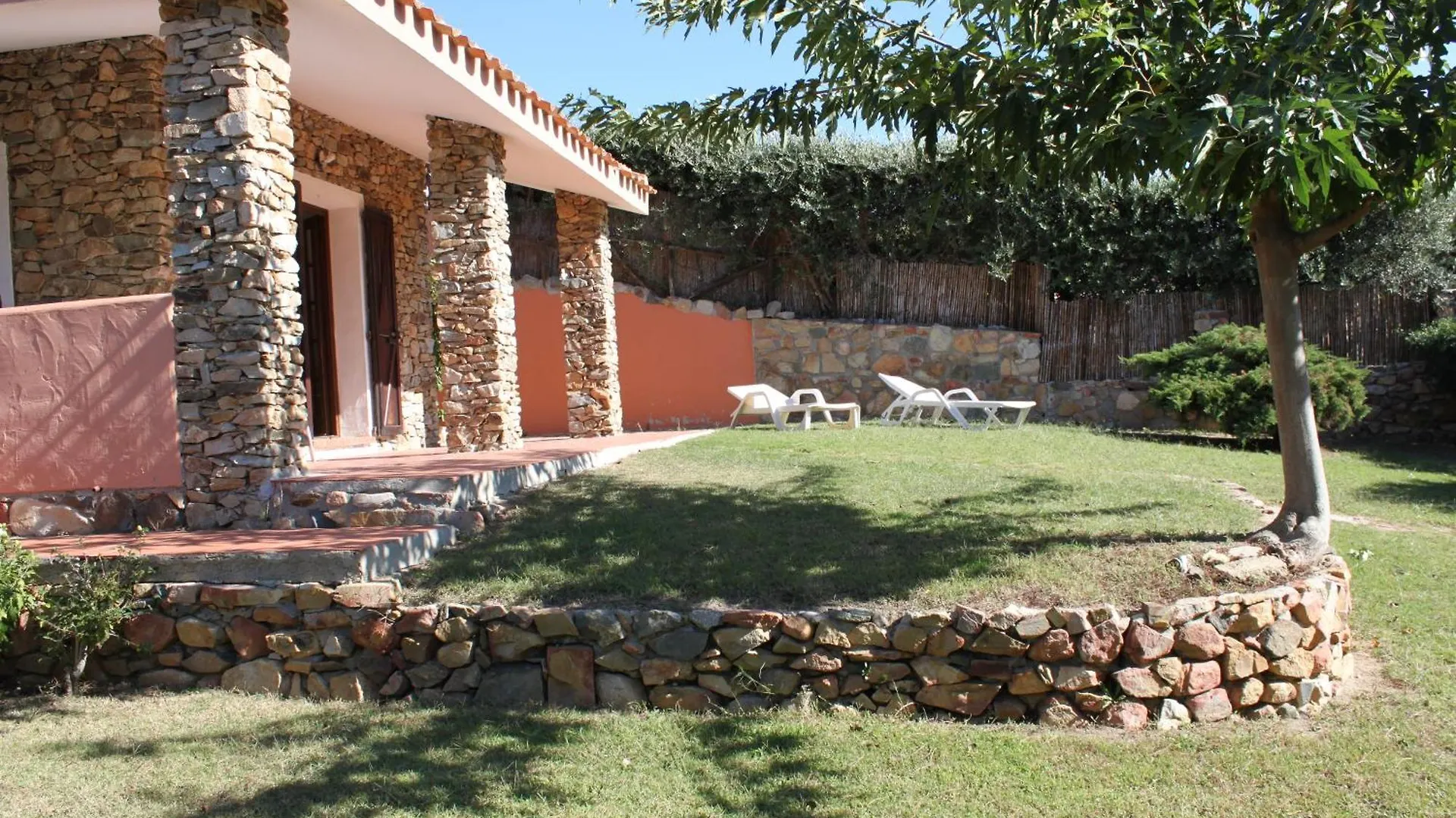 Villetta Marino G By La Via Del Mare Viaggi E Vacanze Villasimius Holiday home